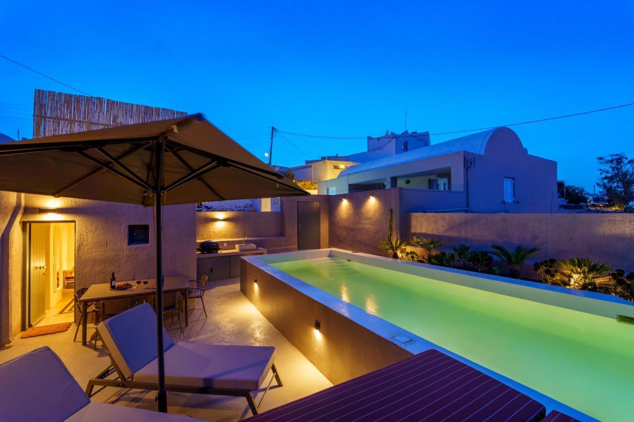 Present Perfect Villa - Private Pool 피로스테파니 외부 사진